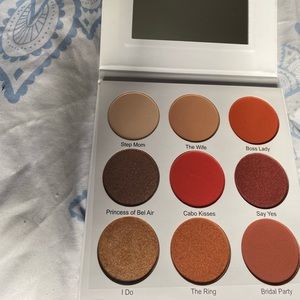 #Give Them Lala face pallet